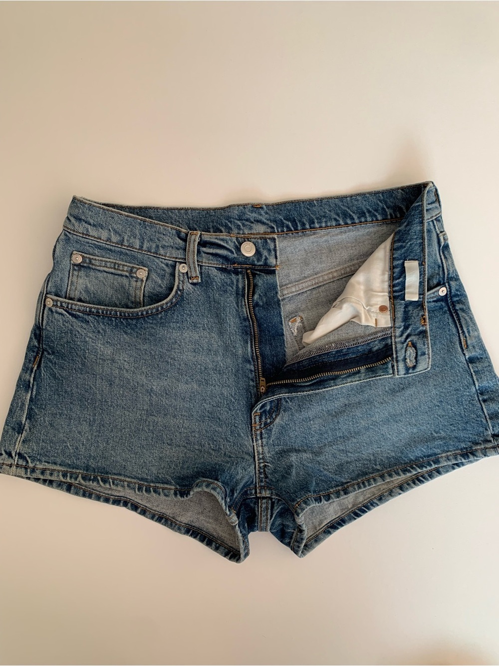 Arket denim short women’s size 29 Classic High-Rise Blue Denim Shorts - Picture 10 of 11